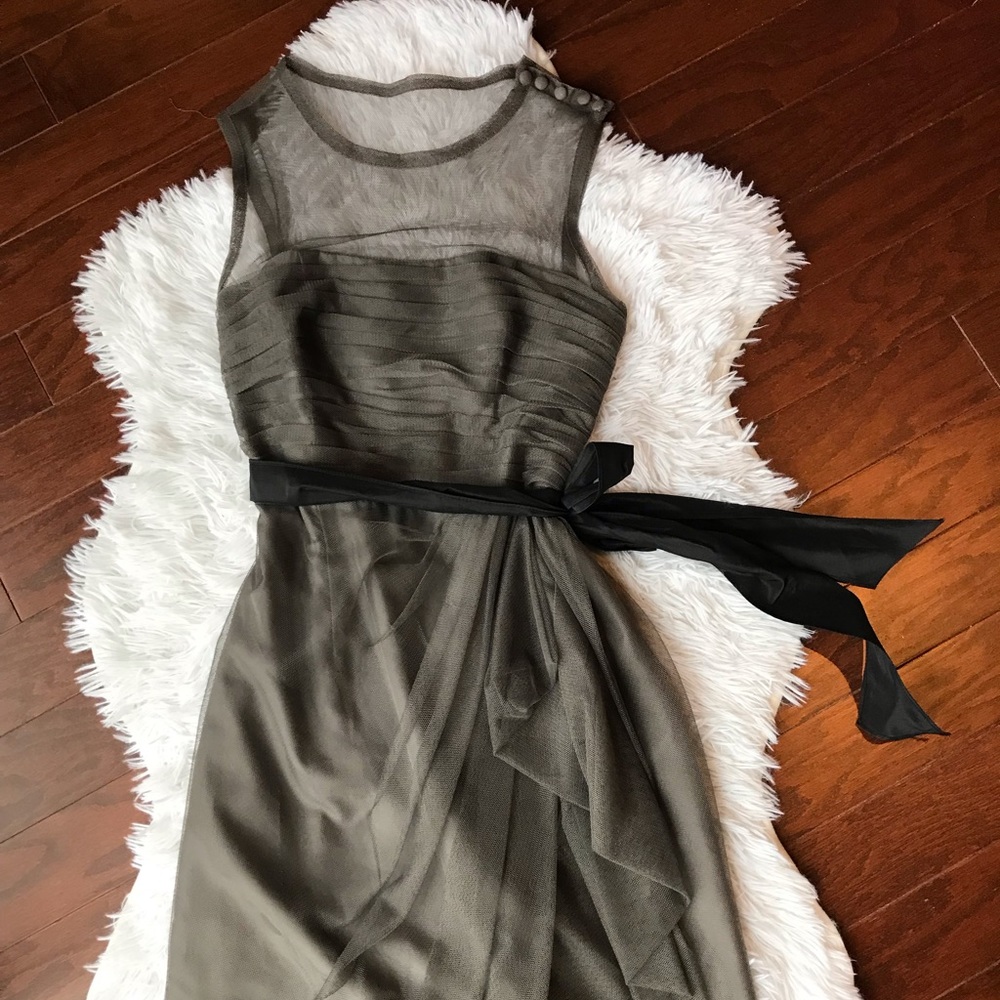 ❤️ Smokey Grey Vera Wang Cocktail Dress - Picture 2 of 8
